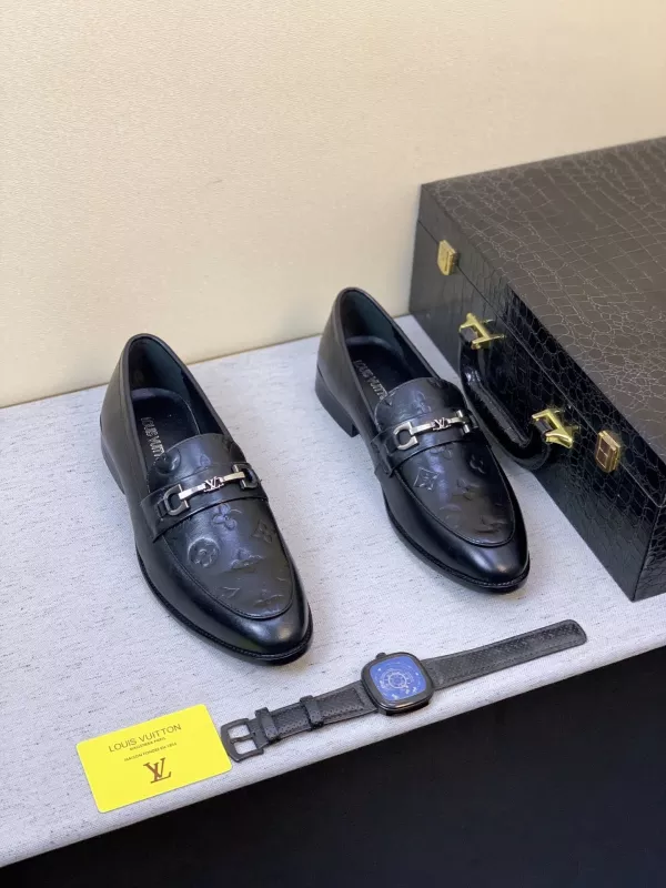 ルイヴィトン靴コピー 2021新品注目度NO.1 Louis Vuitton メンズ 革靴