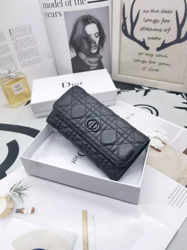 ディオール財布コピー 2021新品注目度NO.1 Dior レディース 長財布
