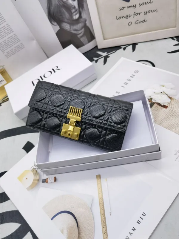ディオール財布コピー 大人気2021新品 Dior レディース 長財布