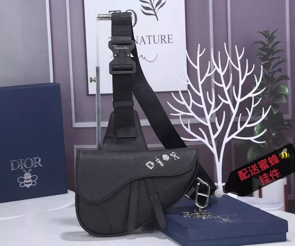 ディオールバッグコピー 大人気2021新品 Dior メンズ ボディバッグ