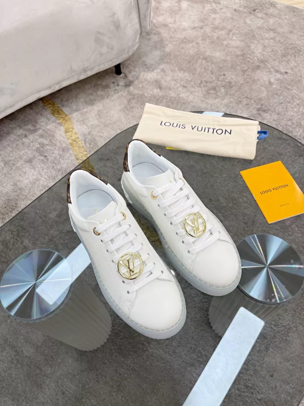 ルイヴィトン靴コピー 2022新品注目度NO.1 Louis Vuitton レディース カジュアルシューズ