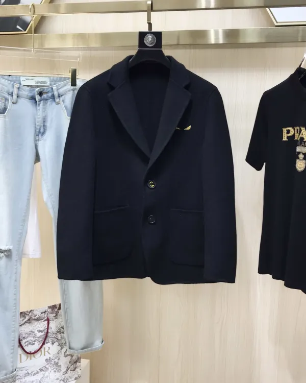 フェンディ服コピー 定番人気2022新品 FENDI メンズ スーツ